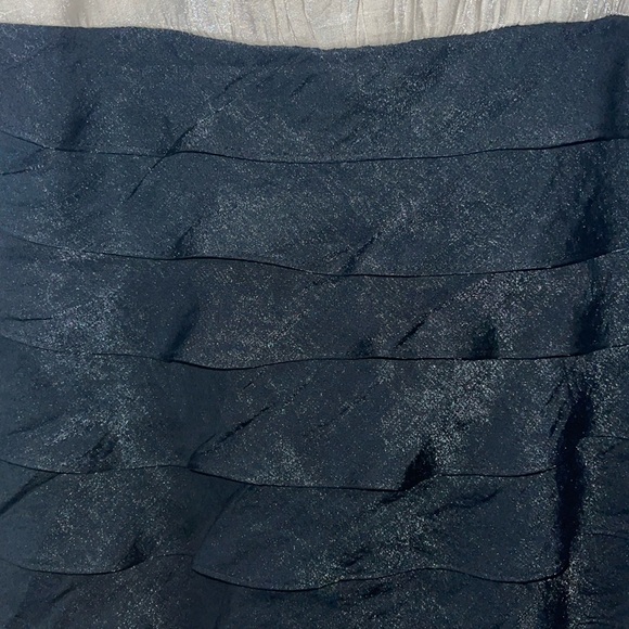 Women’s Petite Black and Off White/Cream Dress - Picture 4 of 4